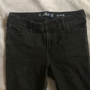 Black hollister jean